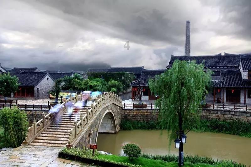 发挥“六大作用” 打造“六个新高地” 奋力谱写新时代新征程新重庆渝中新篇章